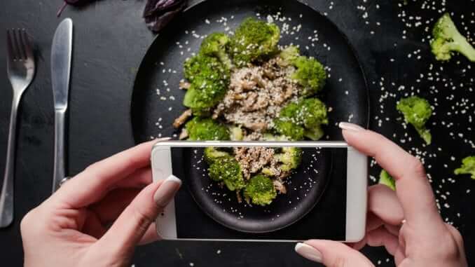 food - social media food - social media