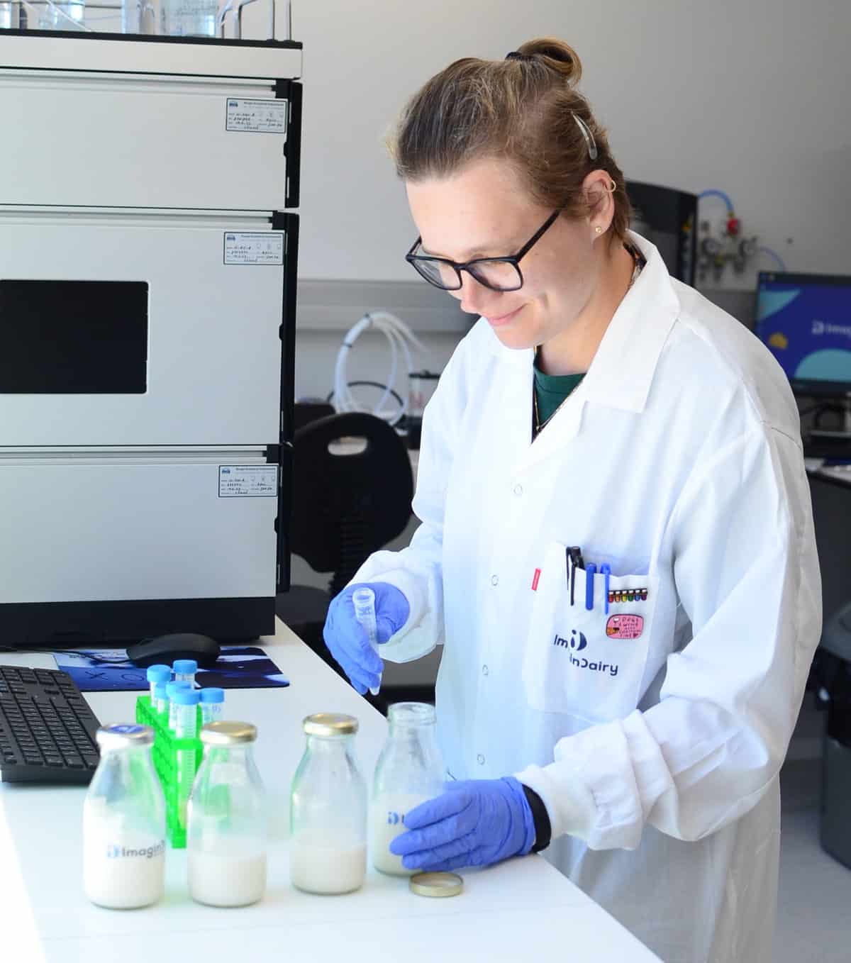 A scientists in a lab