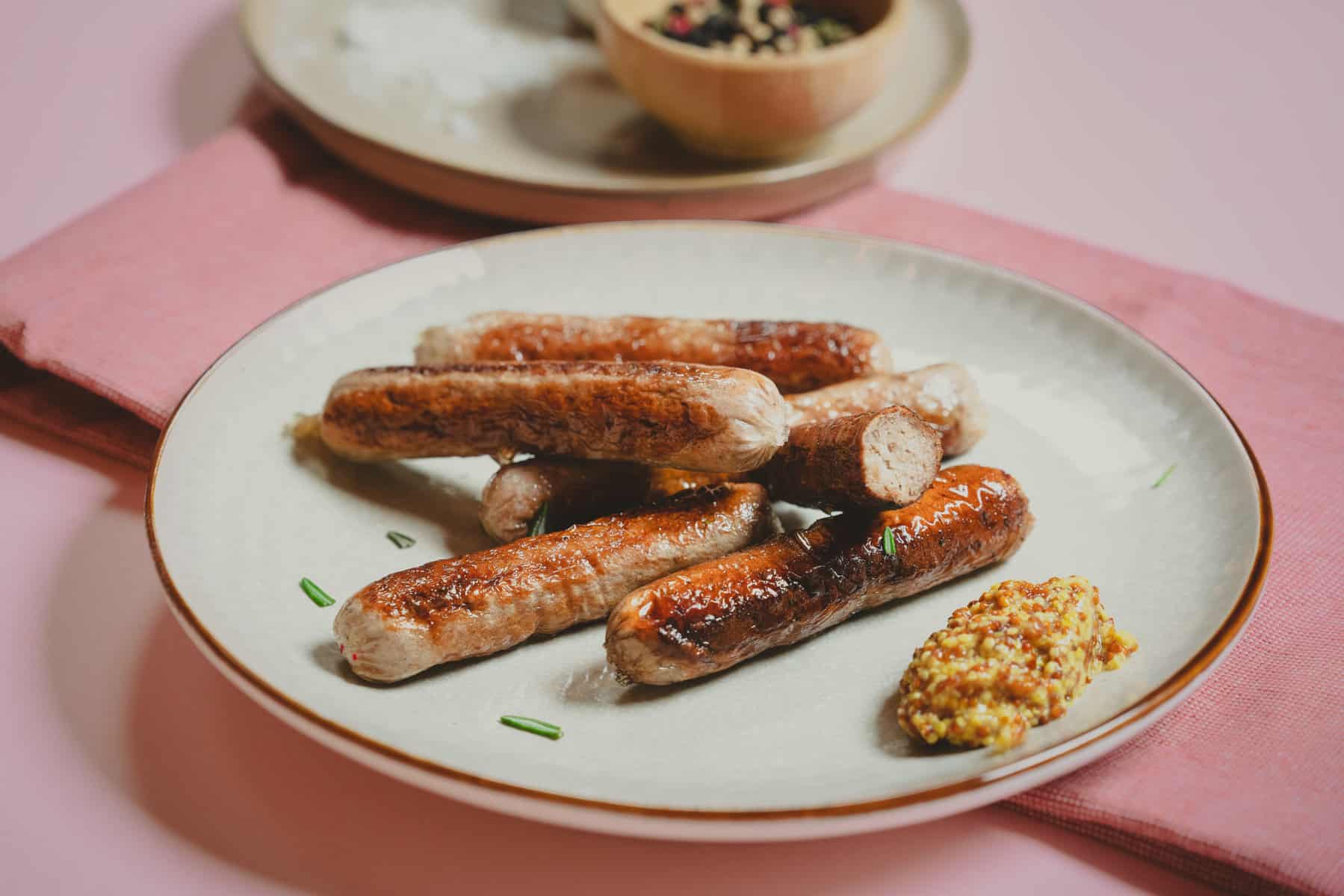 Cultivated pork sausages 