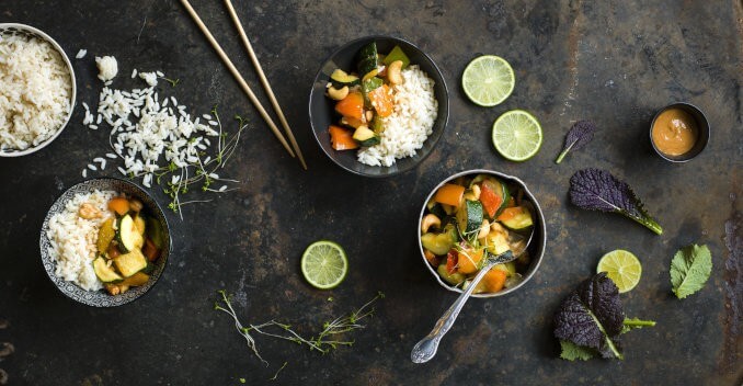 Thai Food Gemüse mit Reis