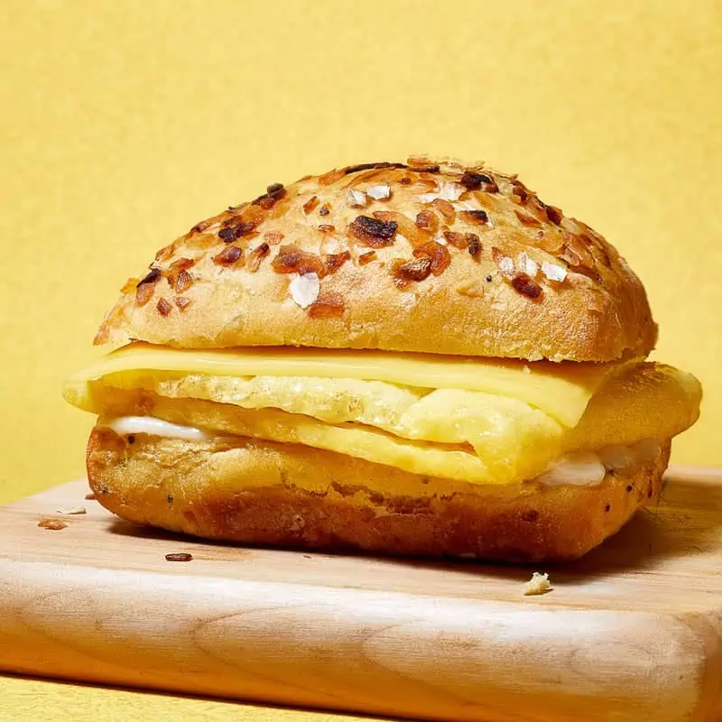 Banres & Noble Plant-Based Breakfast Sandwich