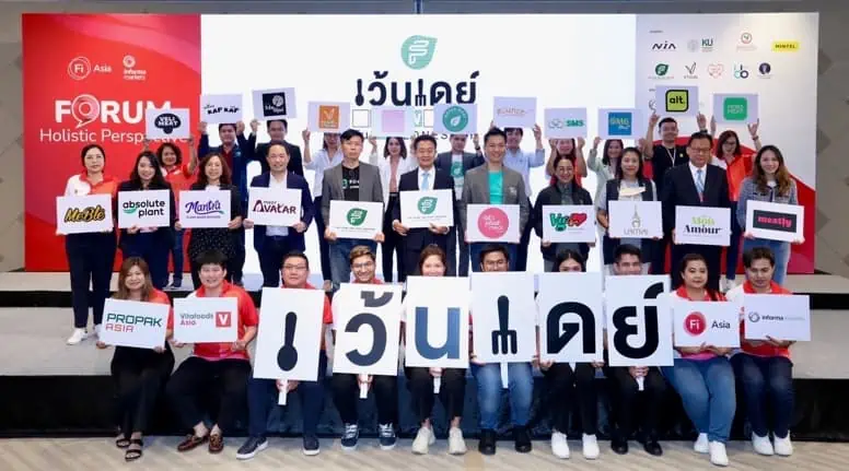 Wen Day Thailand group shot