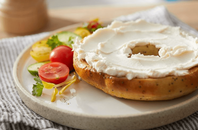 Nature's Fynd Cream Cheese Bagel