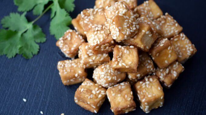 tofu-1713238_1280 Tofu mit Sesam
