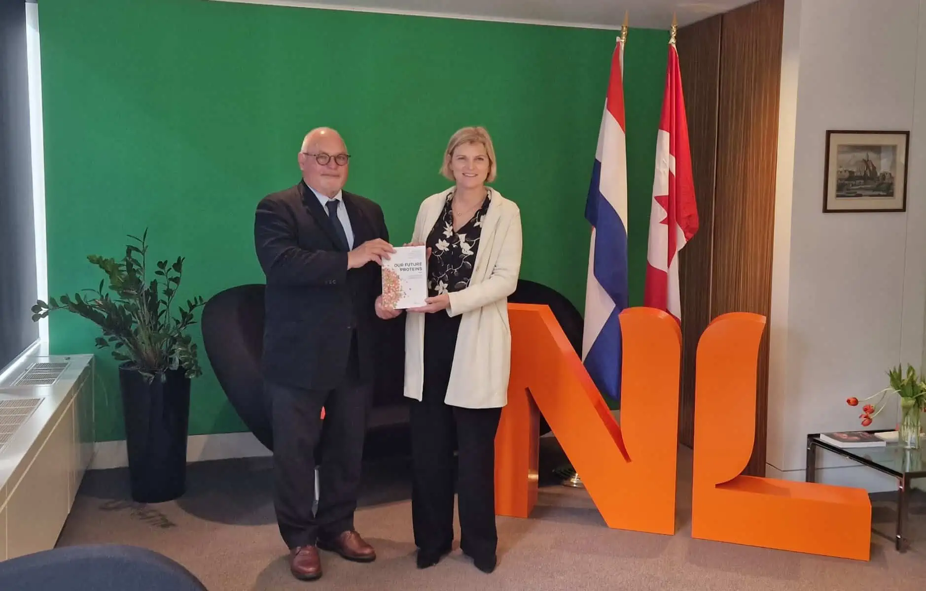 Wageningen University partners with Protein Industries Canada